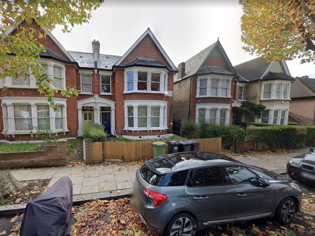 8 bed flat for sale in Inchmery Road, London SE6 Zoopla