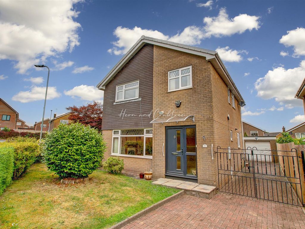 4 bed detached house for sale in Douglas Close, Danescourt, Cardiff CF5
