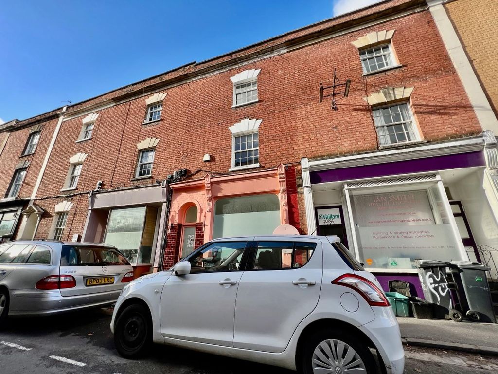 4 bed terraced house to rent in Picton Street, Montpelier, Bristol BS6