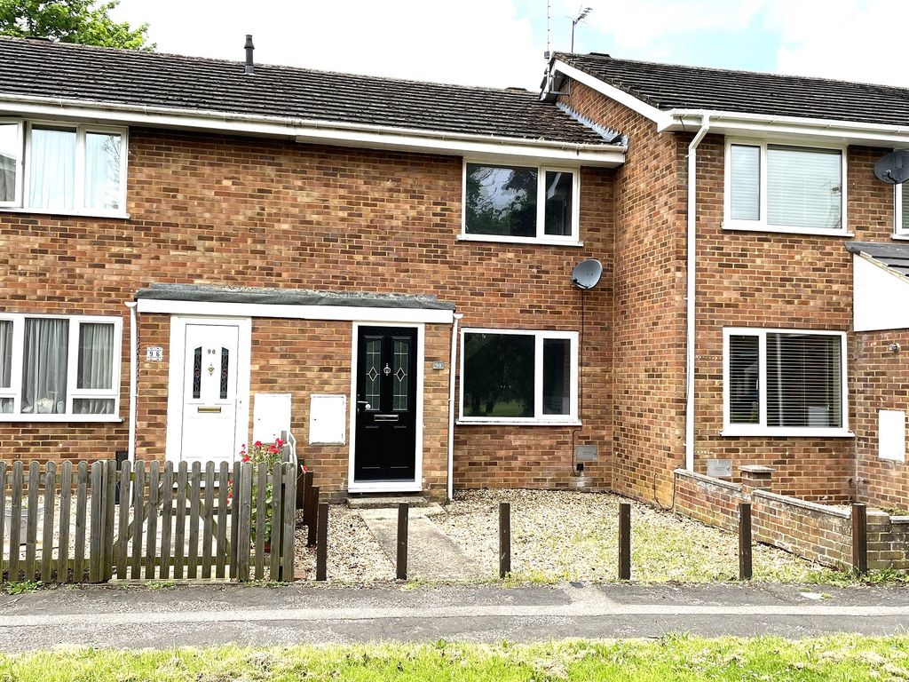2 bed terraced house for sale in Holland Way, Newport Pagnell
