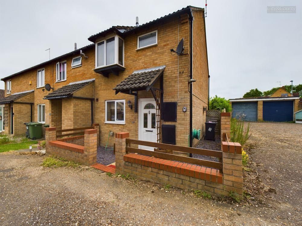 2 bed end terrace house for sale in Tantallon Court, Longthorpe