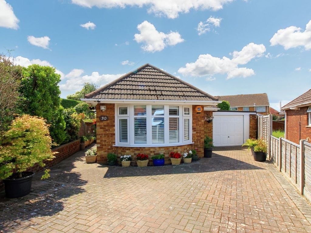 2 bed detached bungalow for sale in Swanmore Avenue, Sholing SO19, £