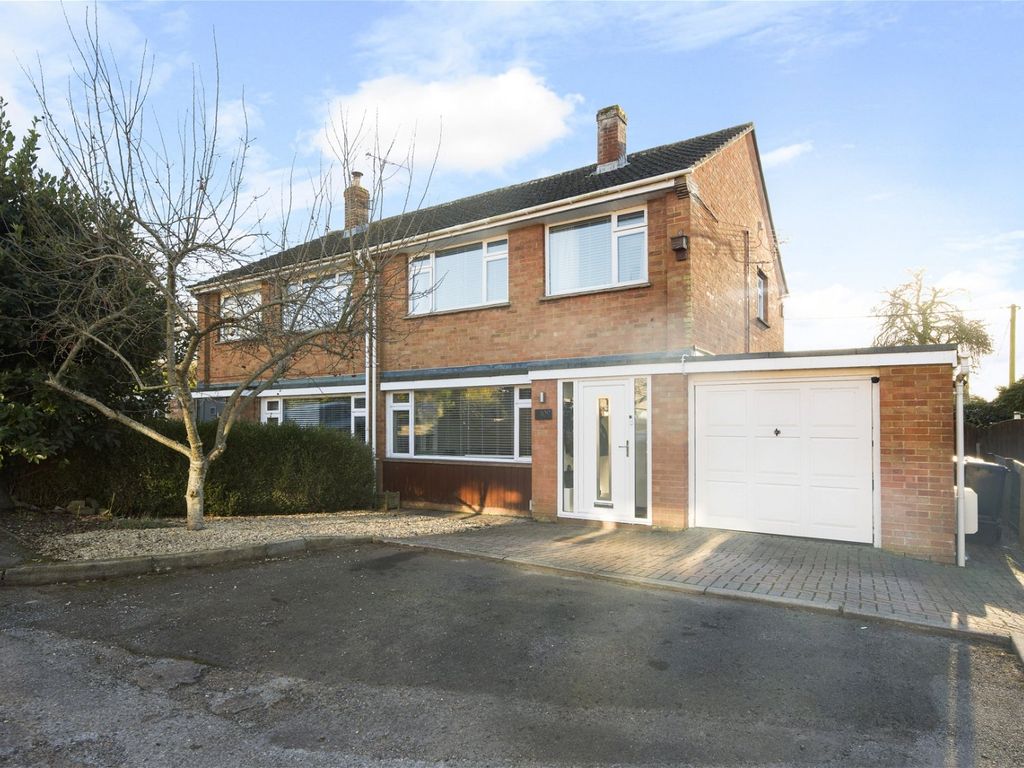 3 bed semidetached house for sale in Church Road, Laverstock