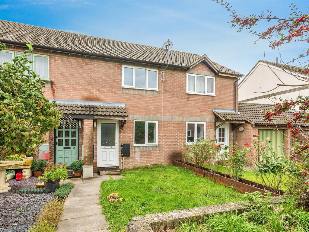 2 bed terraced house for sale in Three Corners Road, Garsington, Oxford