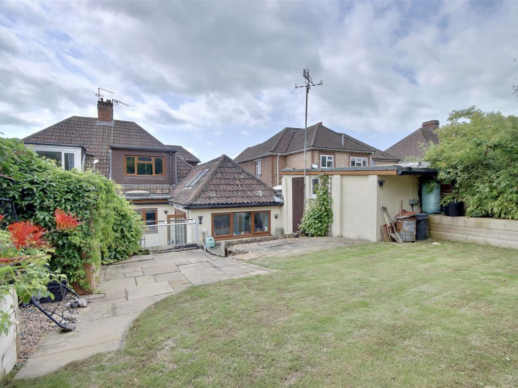 4 bed semidetached house for sale in Woodfield Avenue, Farlington, Portsmouth PO6, £485,000