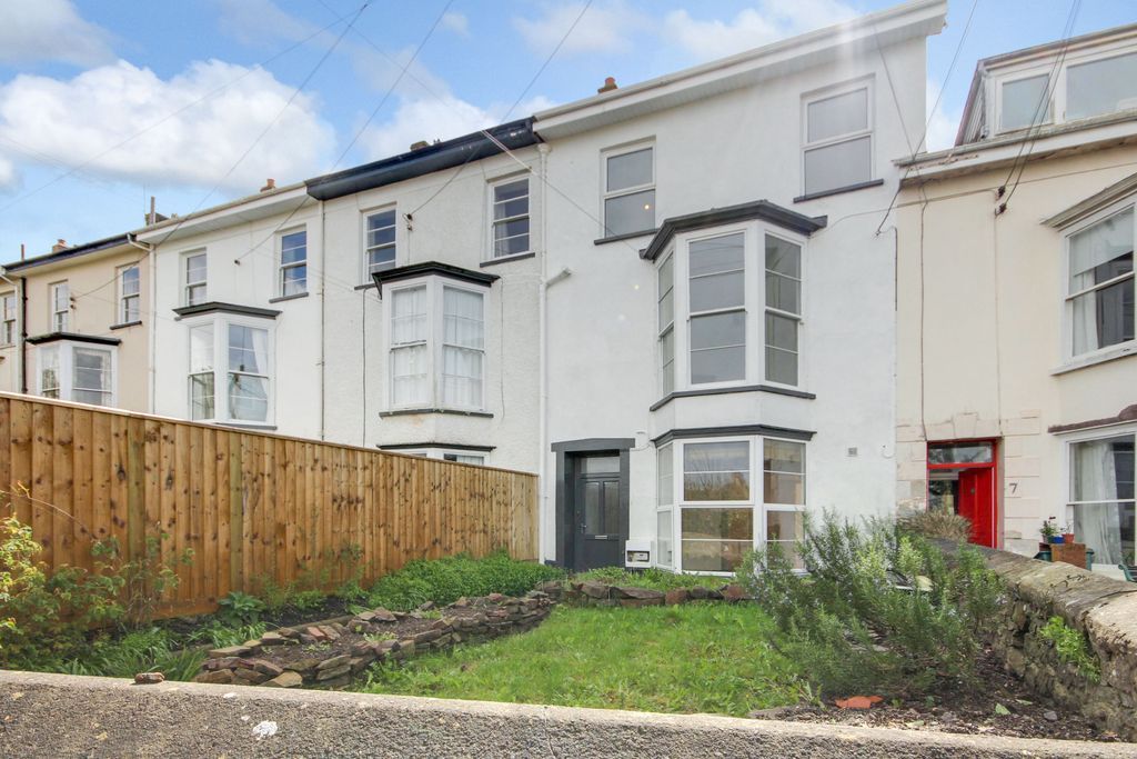 5 bed terraced house for sale in Lansdowne Terrace, Bideford EX39 Zoopla