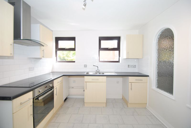 1 bed flat to rent in Marks Court, SouthendOnSea SS1, £850 pcm Zoopla