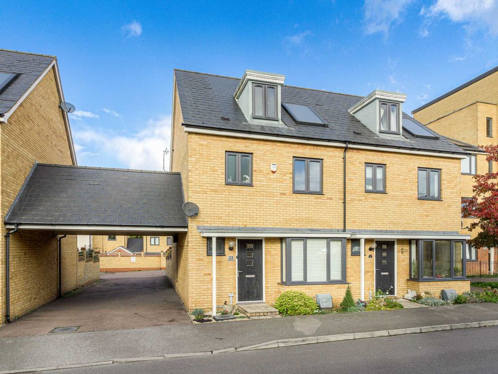 4 bed semidetached house for sale in Wodell Drive, Wolverton MK12, £400,000 Zoopla