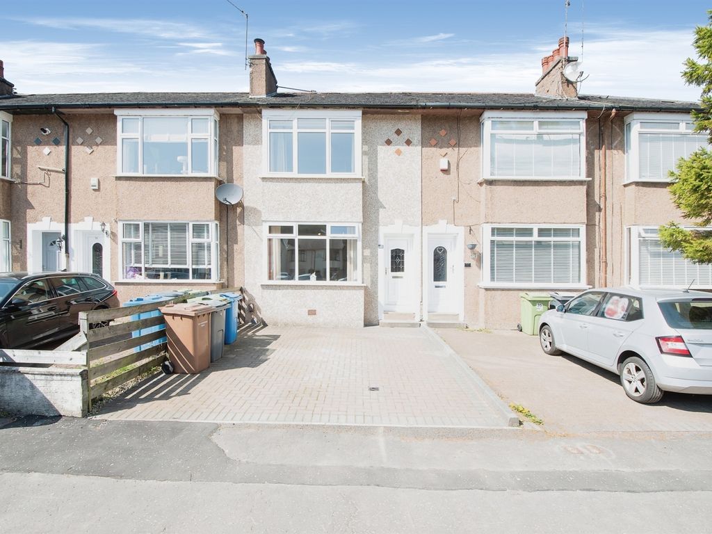 2 bed terraced house for sale in Alyth Crescent, Clarkston, Glasgow G76