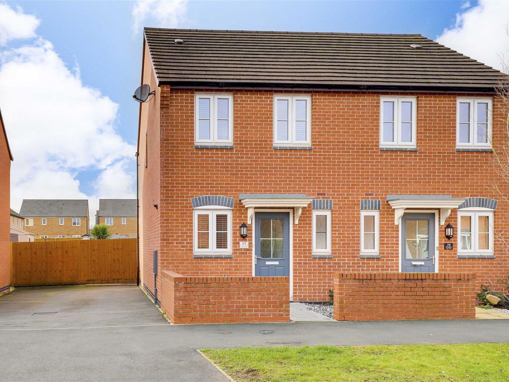 2 bed semidetached house for sale in Chalfont Drive, Aspley