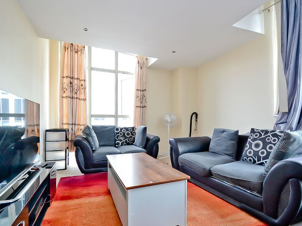 2 bed flat for sale in Humberstone Road, Leicester LE5, £80,000 Zoopla