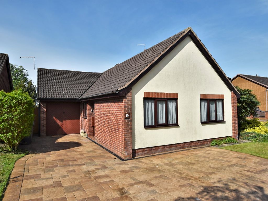 3 bed detached bungalow for sale in Croft Way, Market Drayton TF9 Zoopla