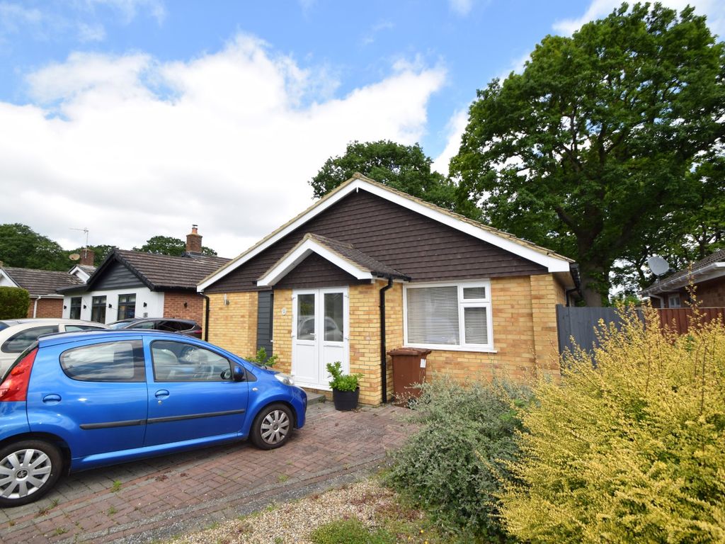 2 bed bungalow for sale in Darenth Rise, Lordswood, Chatham, Kent ME5