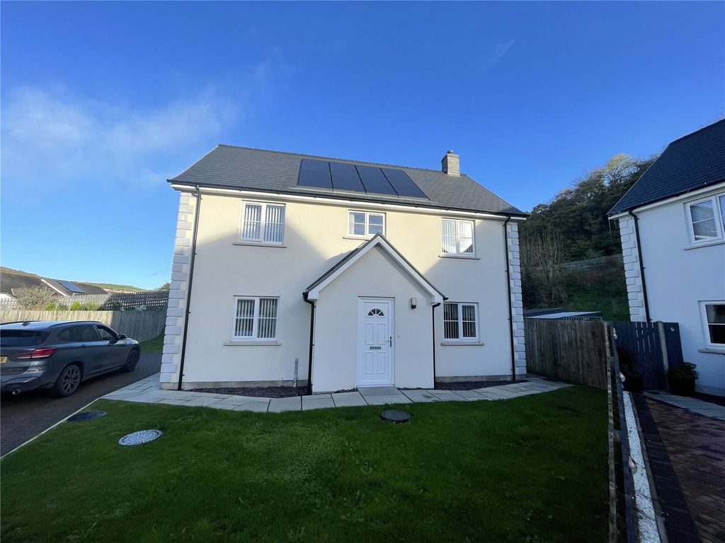 3 bed detached house for sale in Clos Crugiau, Rhydyfelin, Aberystwyth, Sir Ceredigion SY23 Zoopla
