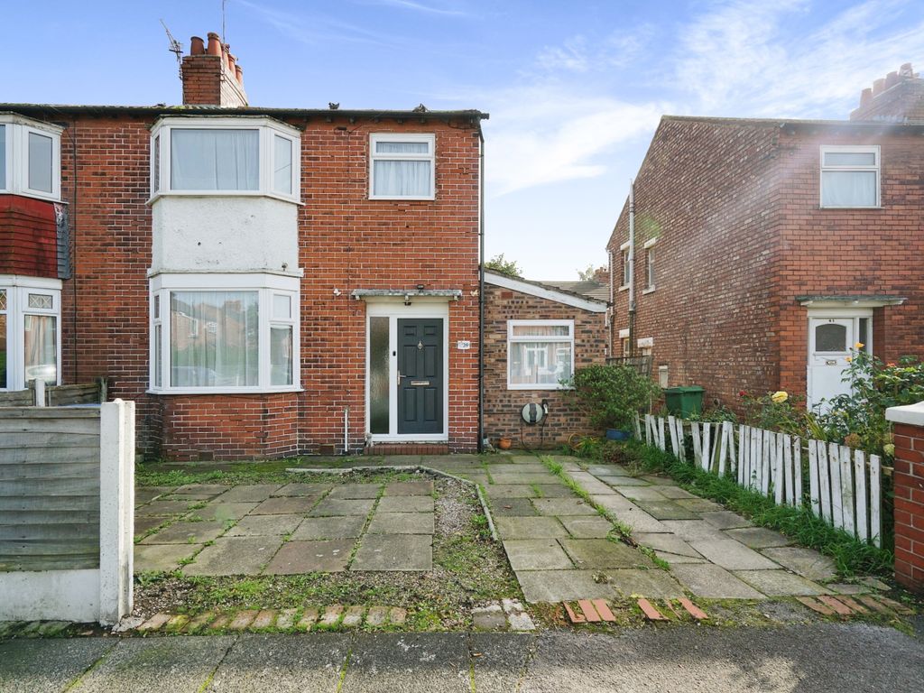 3 bed semidetached house for sale in Gorse Avenue, Stretford