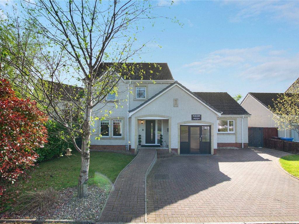 4 bed detached house for sale in Tullibody Road, Alloa