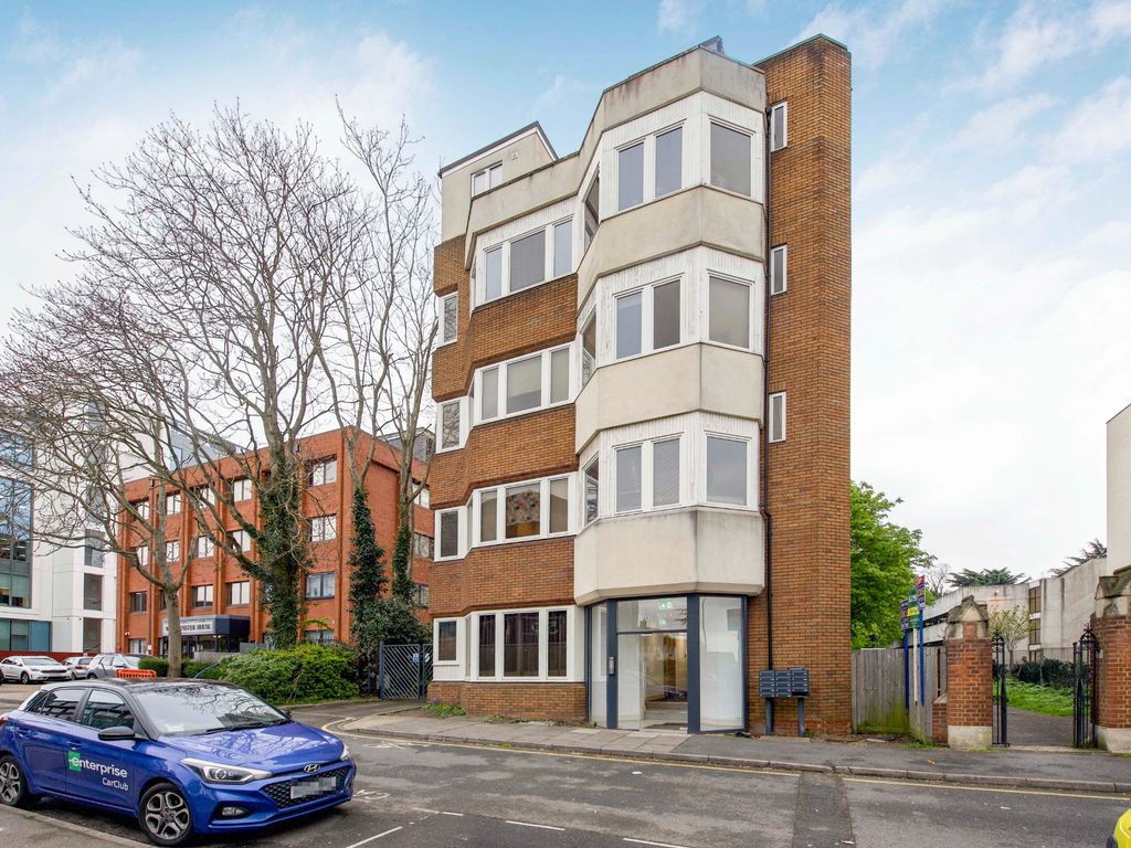 1 bed flat for sale in Windsor Road, Slough SL1 Zoopla