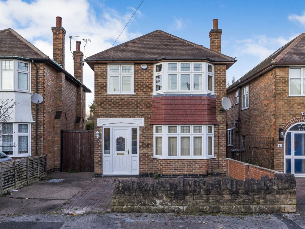 3 bed detached house for sale in Heckington Drive, Wollaton, Nottingham