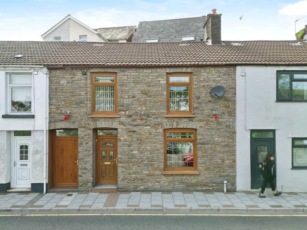 3 bed terraced house for sale in Berw Road, Pontypridd CF37, £180,000
