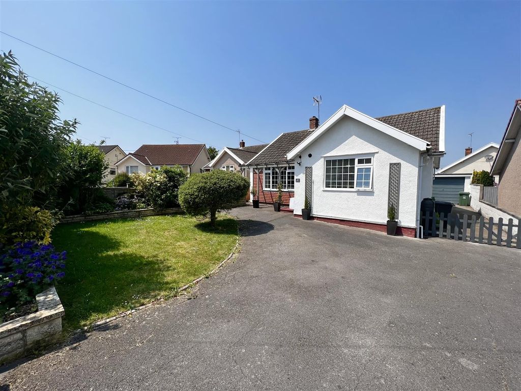 2 bed detached bungalow for sale in South Lawn Close, Locking, WestonSuperMare BS24 Zoopla
