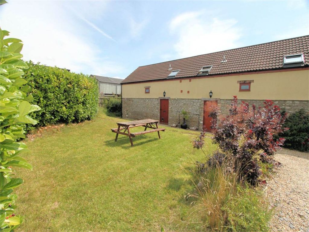2 bed detached house to rent in Brook Farm Cottages, Mumbleys Lane