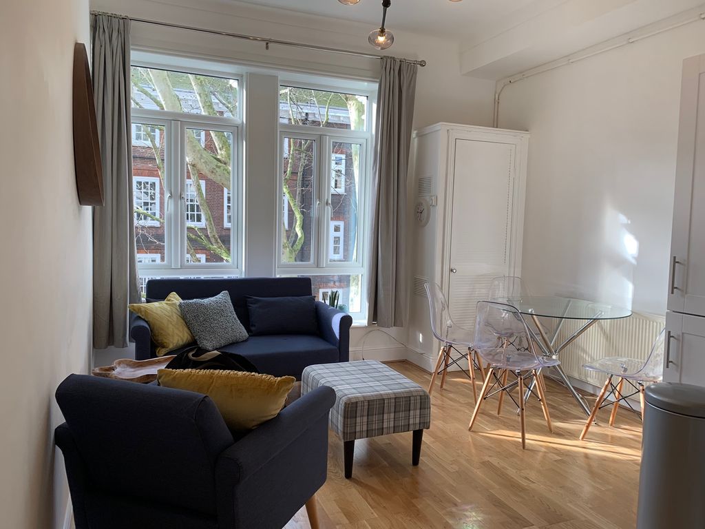 3 bed flat to rent in Grays Inn Road, London WC1X Zoopla