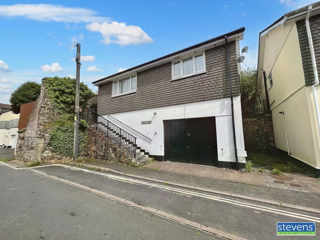 2 bed detached bungalow for sale in Castle Road, Okehampton EX20, £