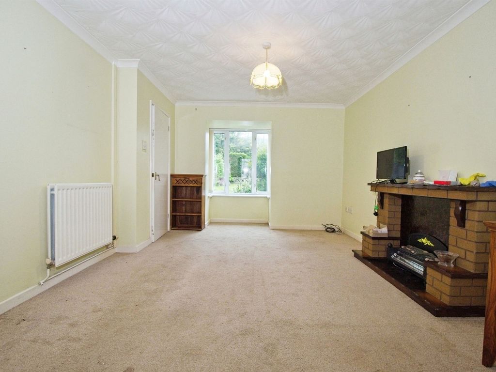 3 bed semidetached house for sale in Bedford Close, Cefn Cribwr