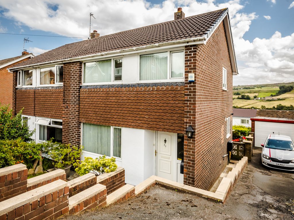 3 bed semidetached house for sale in Higher Brockwell, Sowerby Bridge