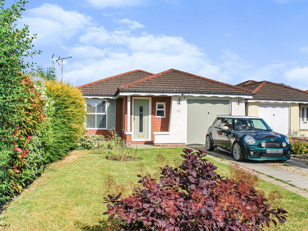 2 bed bungalow for sale in Oakapple Close, Bedlington NE22 Zoopla