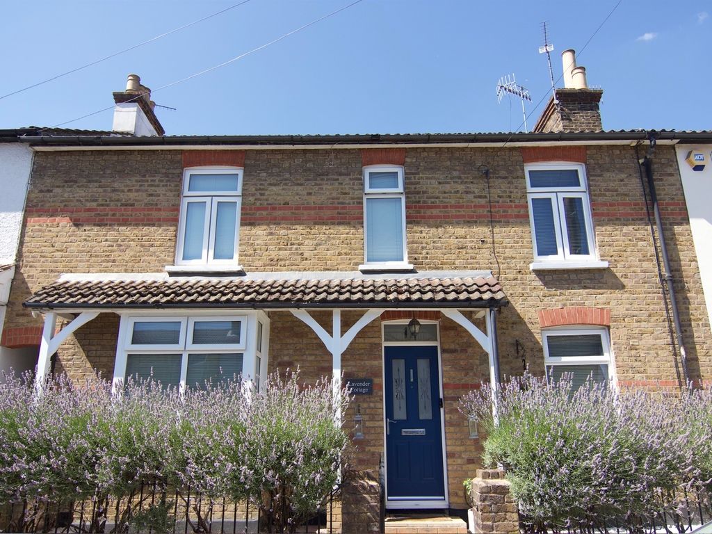 3 bed terraced house for sale in Grover Road, Watford WD19 Zoopla