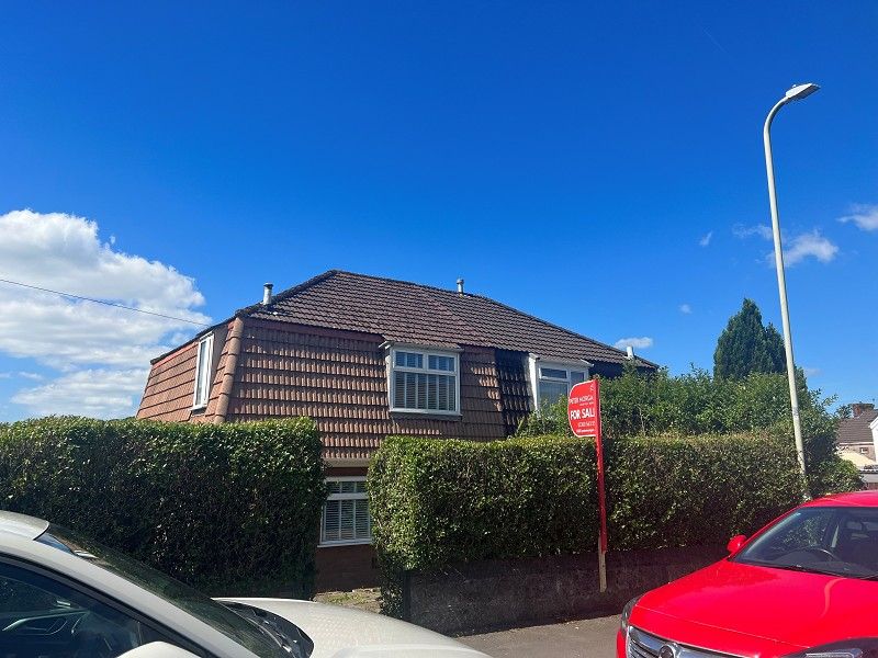 3 bed semidetached house for sale in Heol Elfed, Maesteg, Bridgend