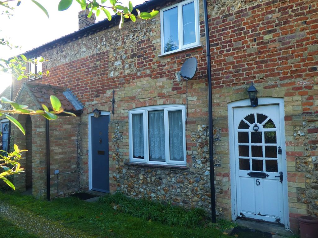 2 bed terraced house to rent in Church Road, Wereham, Kings Lynn PE33