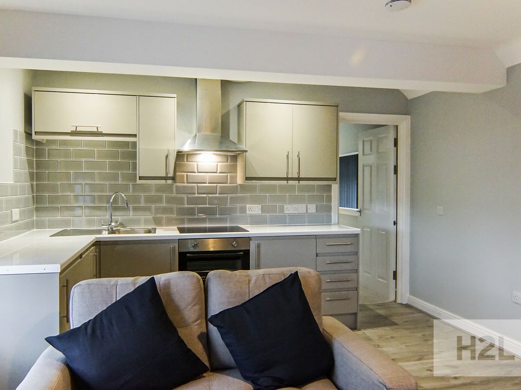 1 bed flat to rent in High Street, Coleshill B46, £795 pcm Zoopla