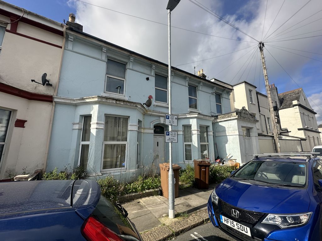 4 bed property for sale in 33 Sydney Street, Plymouth, Devon PL1, £