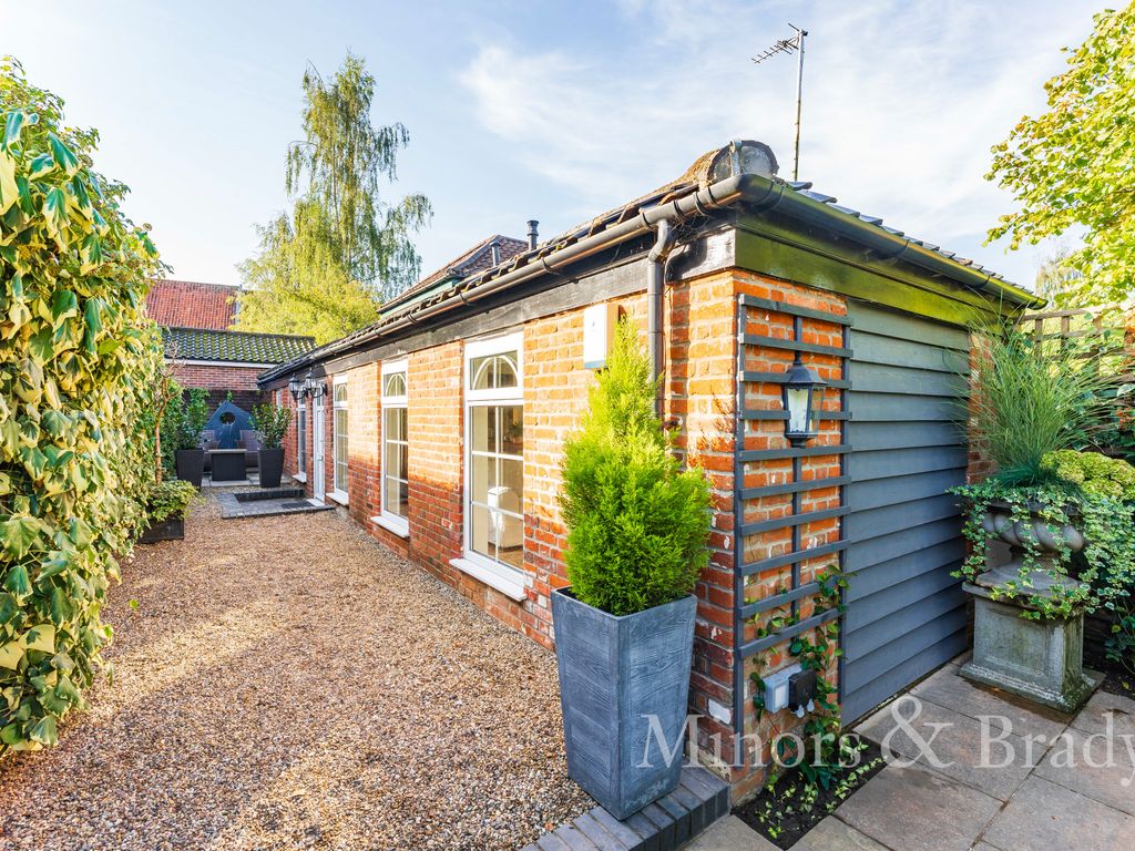 1 bed cottage to rent in Mill Lane, Keswick, Norwich NR4, £900 pcm Zoopla