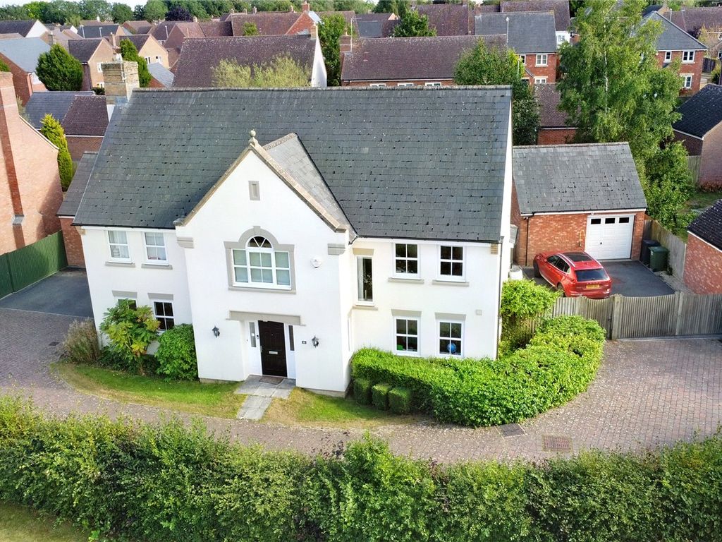 5 bed detached house for sale in Nocton Road, Alexandra Park, Wroughton