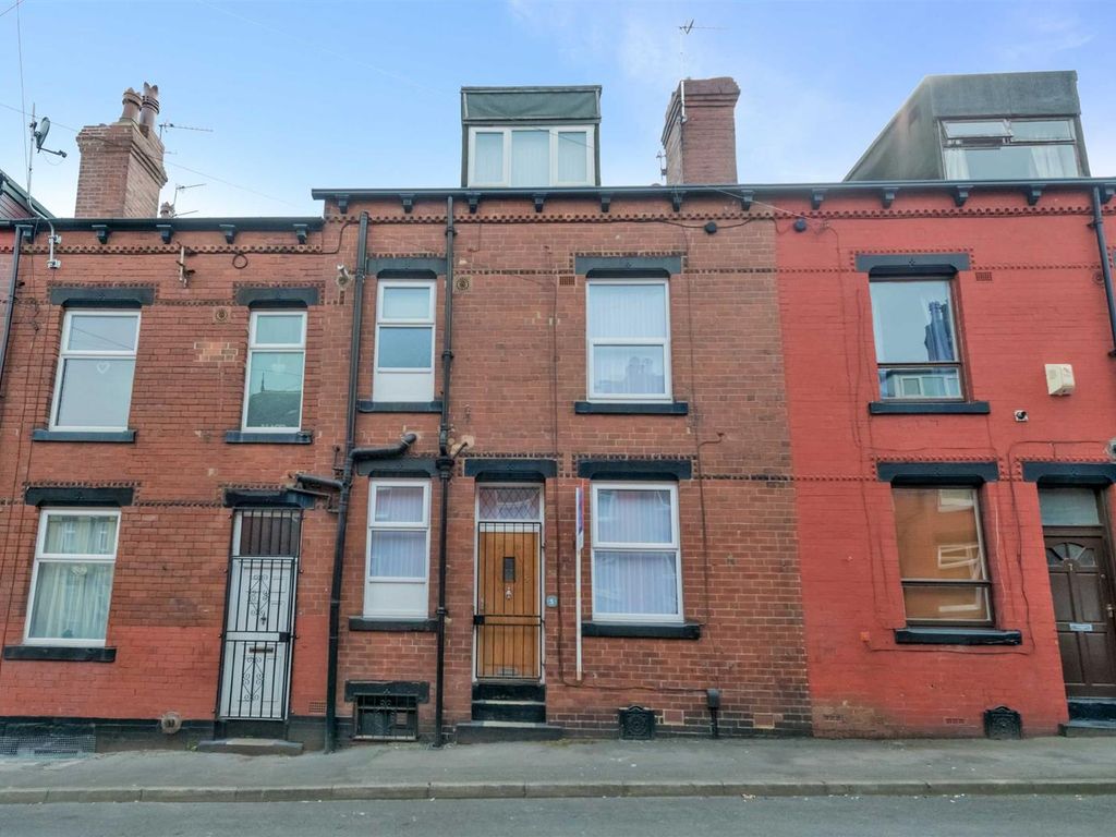 2 bed terraced house to rent in Greenock Terrace, Armley, Leeds LS12