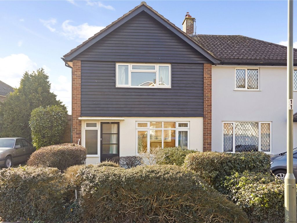 2 bed semidetached house for sale in Farm Road, Esher, Surrey KT10