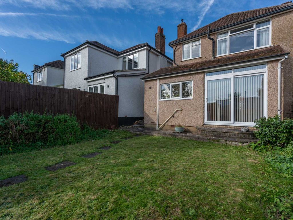Heath Close Boxmoor HP1  