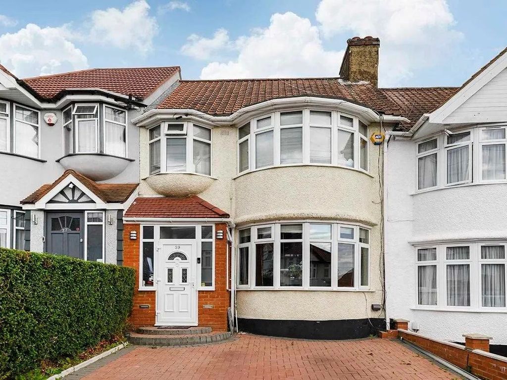 3 bed terraced house for sale in The Grove, London NW9 Zoopla