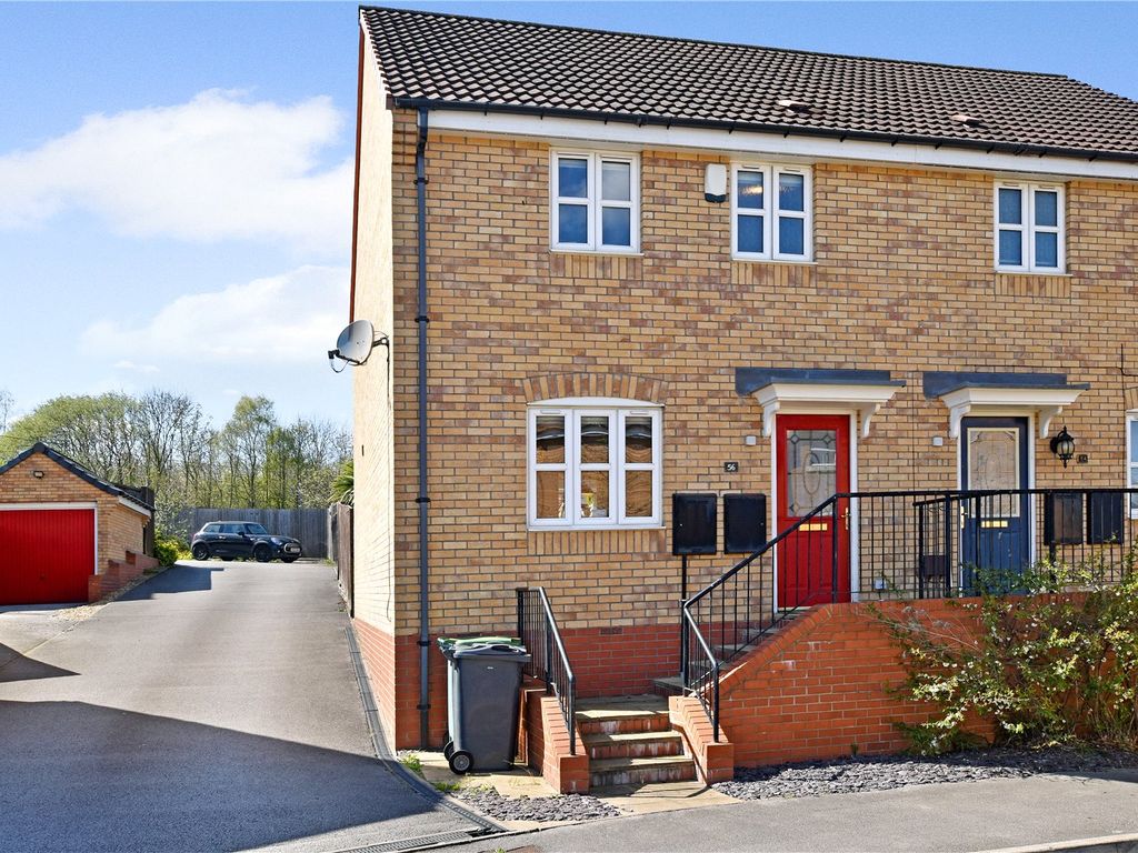 3 bed semidetached house for sale in Violet Road, East Ardsley