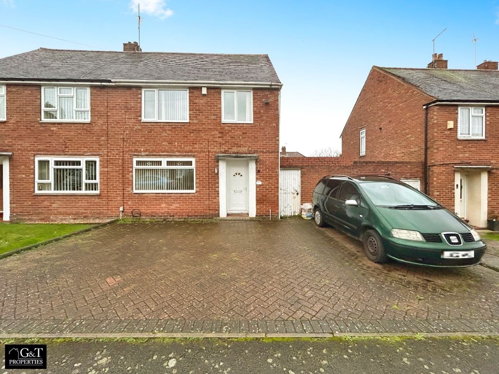 3 bed semidetached house to rent in Albert Street, Brierley