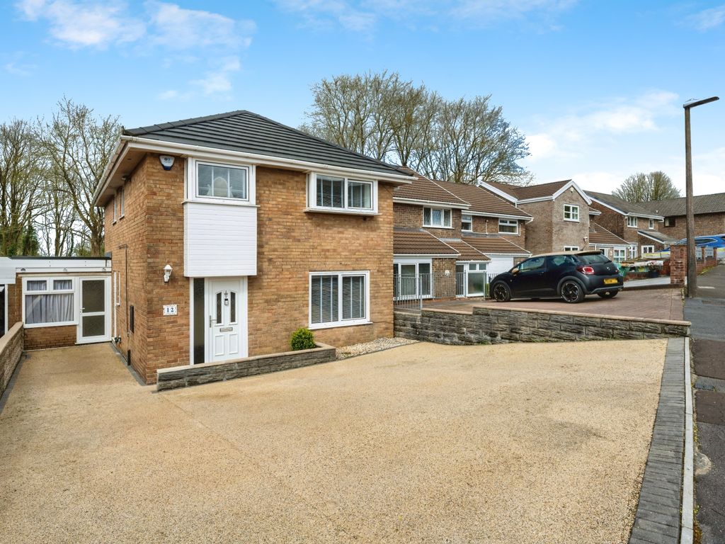 4 bed detached house for sale in Taliesin Place, Loughor, Swansea SA4