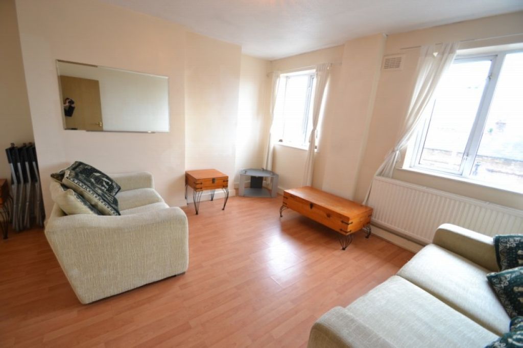 2 bed flat to rent in Redmires Court, Eccles New Road M5 Zoopla