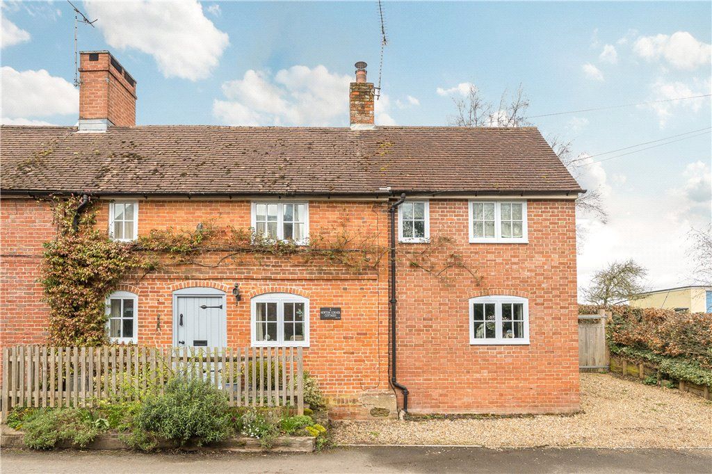 3 bed semidetached house for sale in Newton Lane, Whiteparish