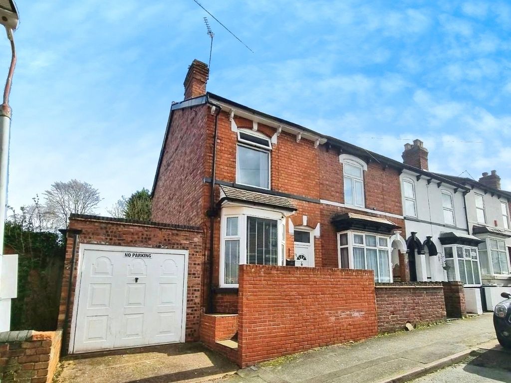 2 bed end terrace house for sale in Manlove Street, Wolverhampton, West