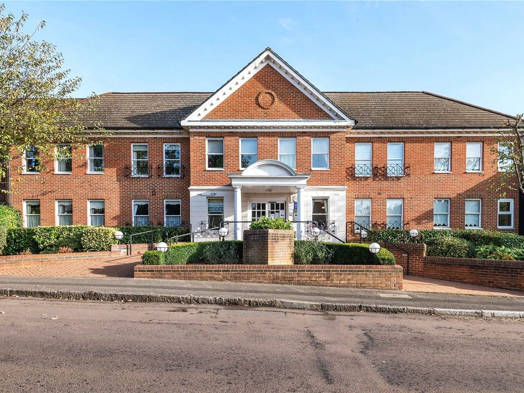1 bed flat for sale in Algers Road, Loughton IG10 Zoopla