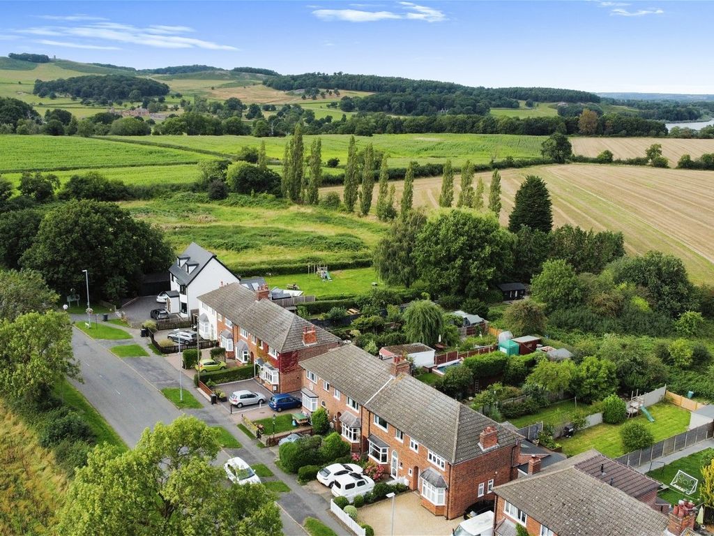 3 bed town house for sale in Bradgate Road, Anstey, Leicester LE7, £