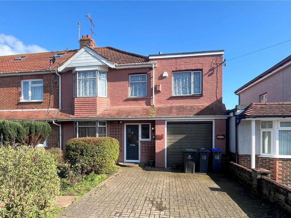 5 bed end terrace house for sale in First Avenue, Lancing, West Sussex